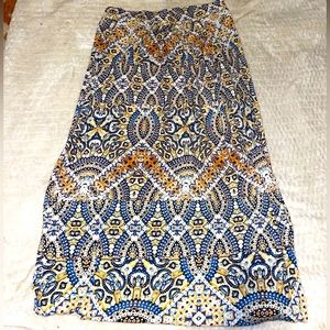 Women’s maxi skirt
